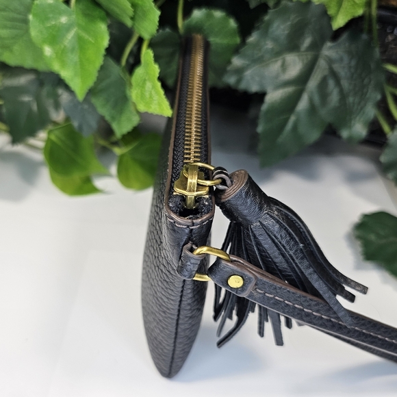 - Fossil Wristlet Wallet Pebble Genuine Leather in Black Sz Small - Picture 3 of 11